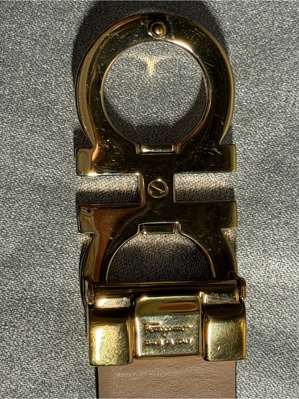 Salvatore Ferragamo Double Gancini Black Leather Belt Gold Buckle - Picture 12 of 13